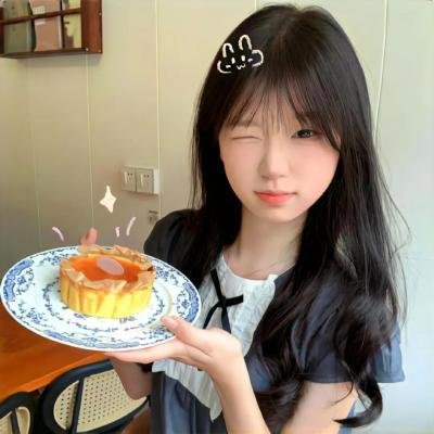 露滴桃花日夜春